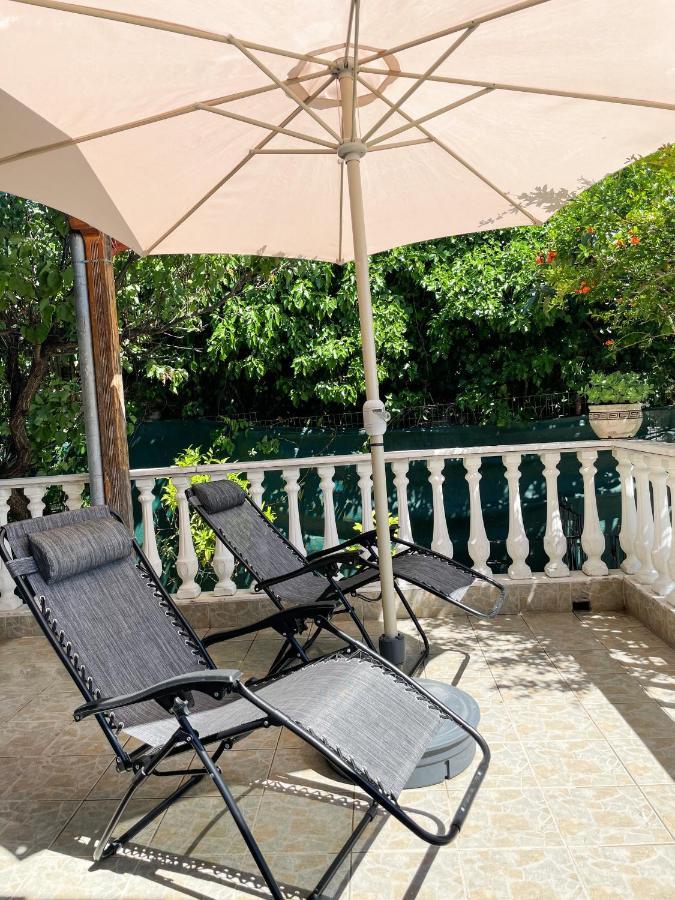 Casa Lia-Beach Front Villa Nea Kallikrateia Exteriör bild